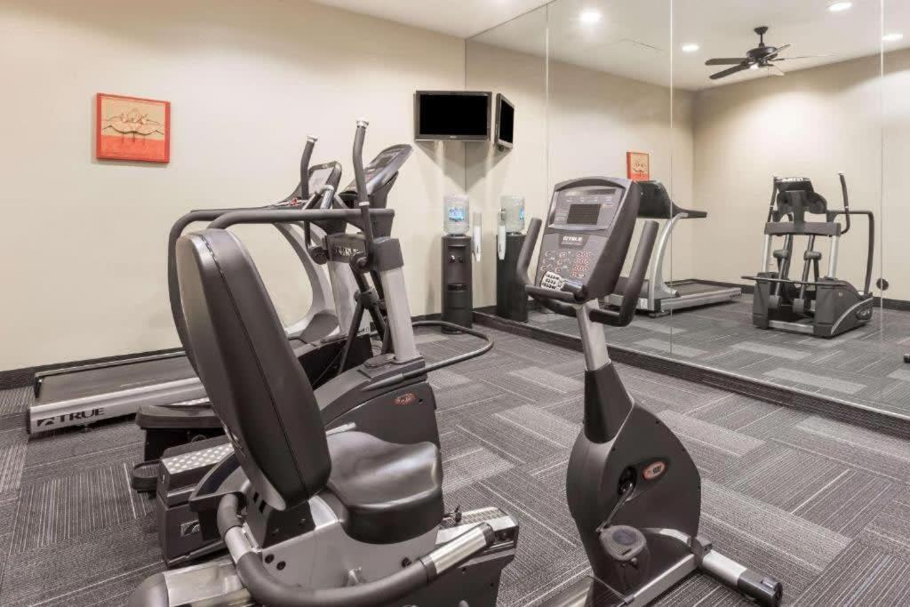 Chandler 1 Bedroom Apt Ngoại thất bức ảnh
